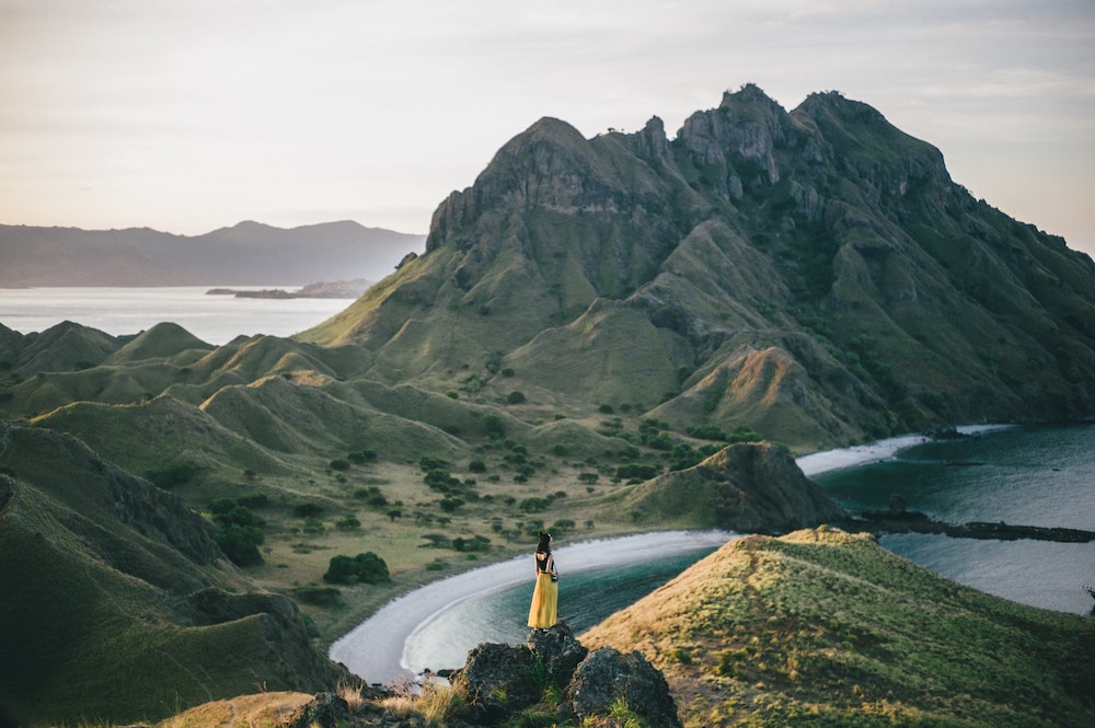 20 Tempat Wisata Di Indonesia Yang Populer Dan Mendunia - BFI Finance